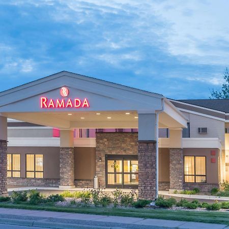 Ramada By Wyndham Minneapolis Golden Valley Экстерьер фото